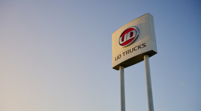 UD Trucks Service Agents signage
