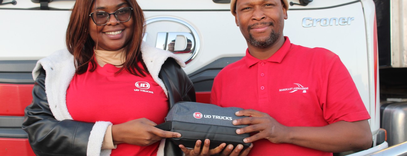 Truck drivers receive free hampers in celebration of Mandela Day